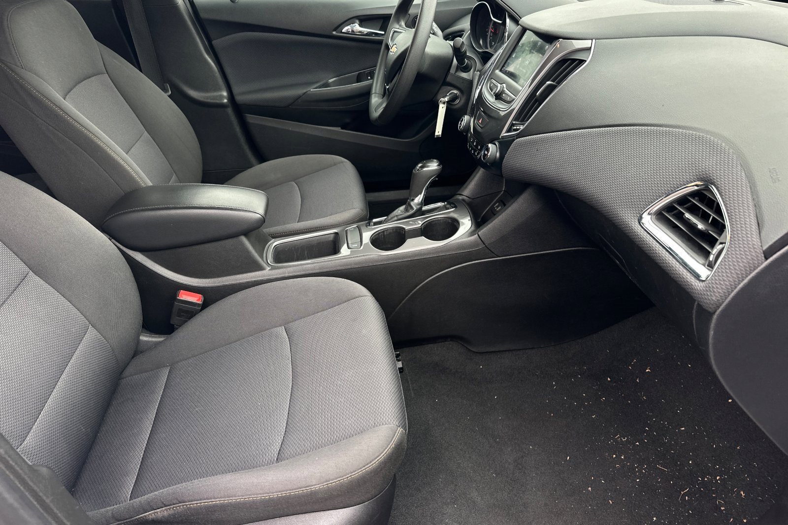 Used 2019 Chevrolet Cruze LS image 14
