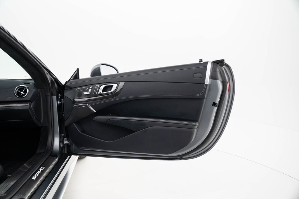 Used 2017 Mercedes-Benz SL 63 AMG image 41