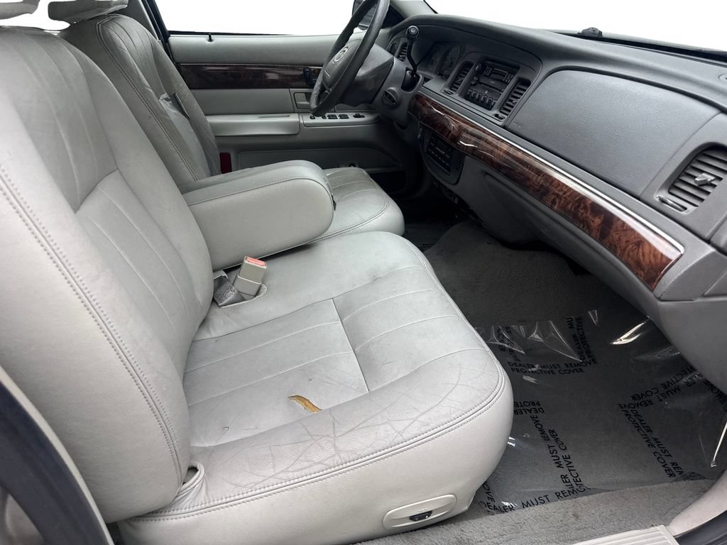 Used 2004 Mercury Grand Marquis LS RWD image 19