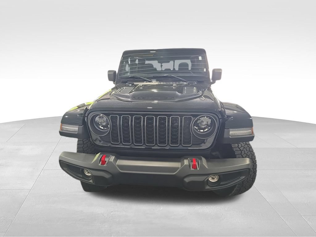 Used 2025 Jeep Gladiator Rubicon AWD/4WD image 4