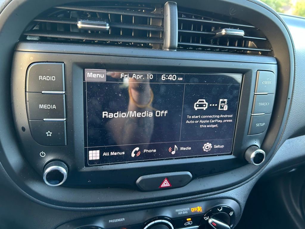 Used 2025 Kia Soul LX image 23