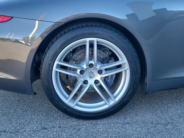 Certified 2016 Porsche 911 Carrera RWD image 12