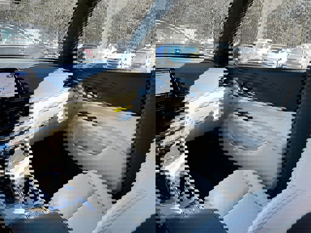 New 2025 Cadillac CT4 Premium Luxury image 24