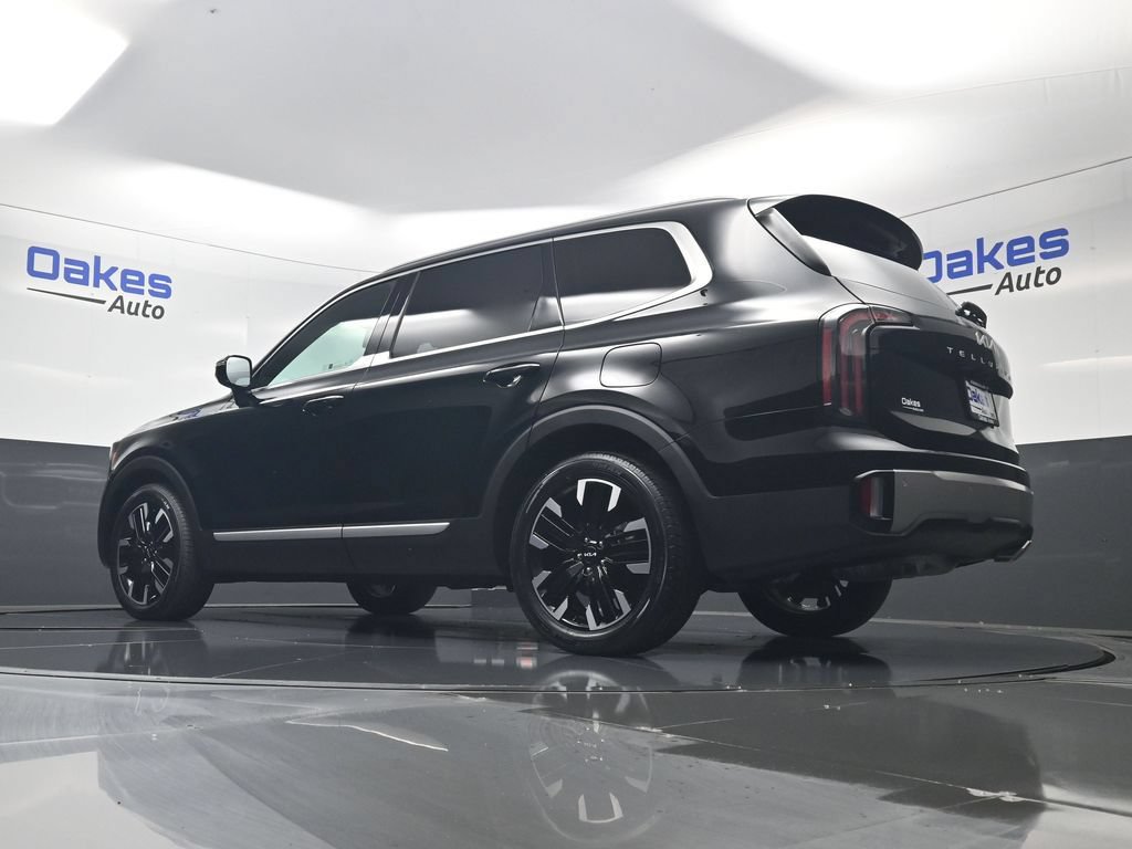 Certified 2025 Kia Telluride SX Prestige AWD/4WD image 46