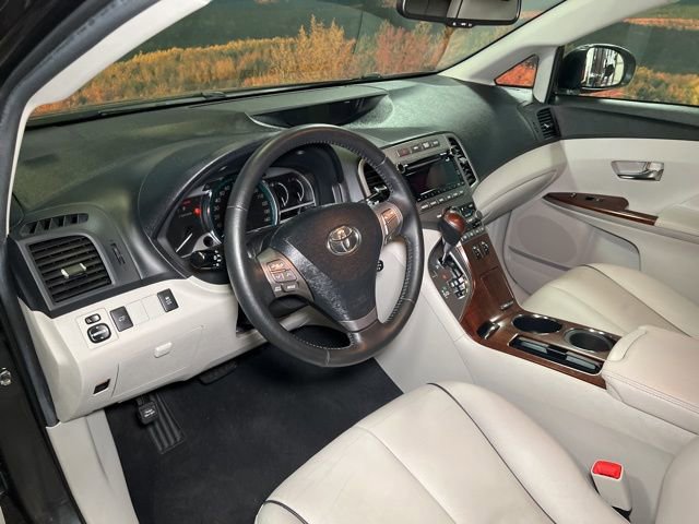 Used 2012 Toyota Venza XLE image 18