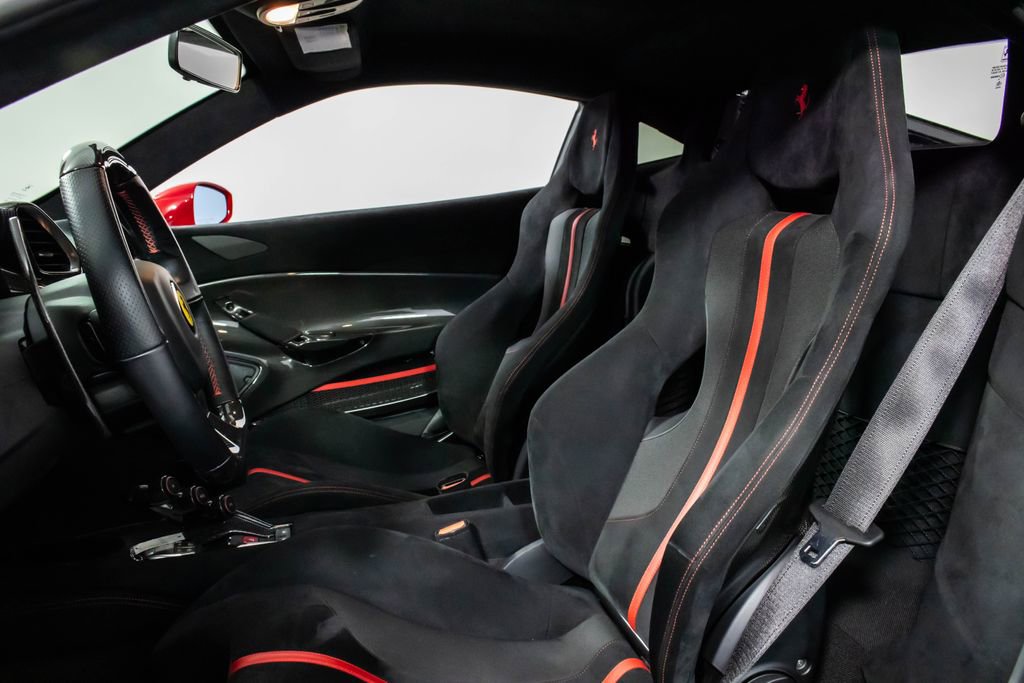 Used 2019 Ferrari 488 Pista Coupe image 5