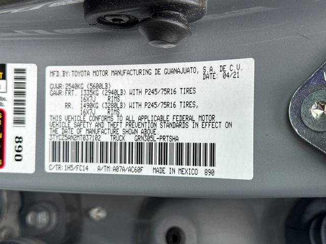 Certified 2021 Toyota Tacoma SR5 AWD/4WD image 21