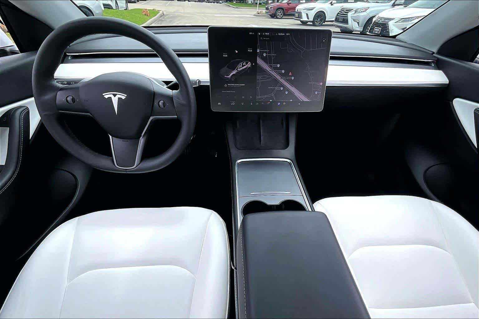 Used 2021 Tesla Model Y Long Range AWD/4WD image 12