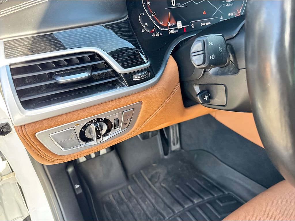 Used 2020 BMW 750i xDrive w/ Executive Package image 10