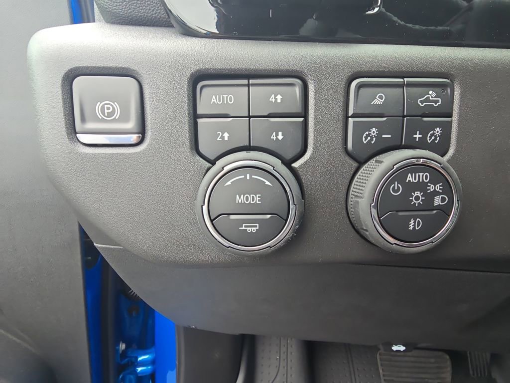 New 2025 Chevrolet Silverado 1500 ZR2 w/ Technology Package image 23