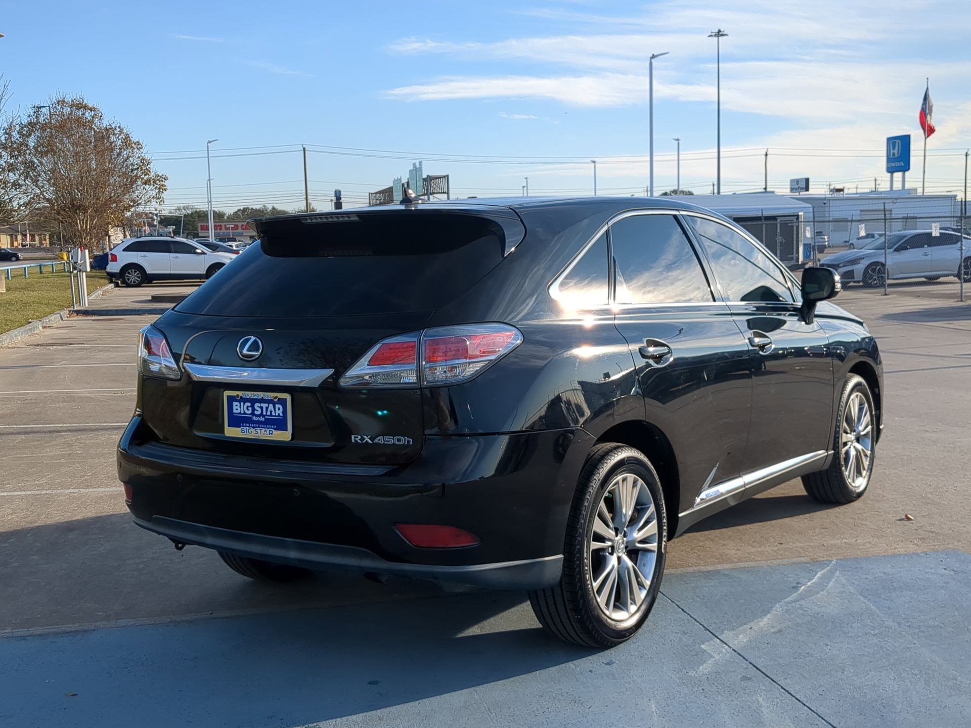Used 2013 Lexus RX 450h FWD image 3