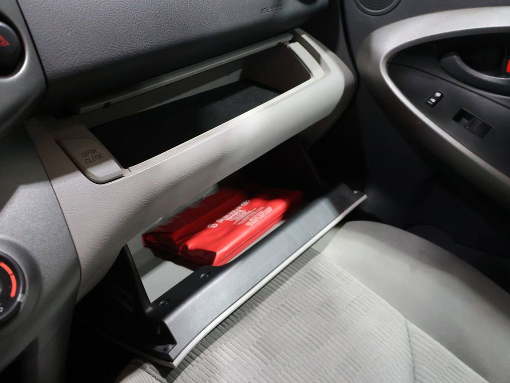 Used 2010 Toyota RAV4 4WD image 27