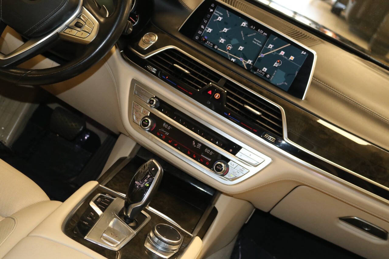 Used 2016 BMW 740i RWD image 22