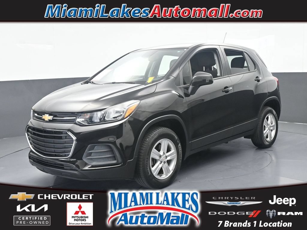 Used 2022 Chevrolet Trax LS AWD/4WD image 1