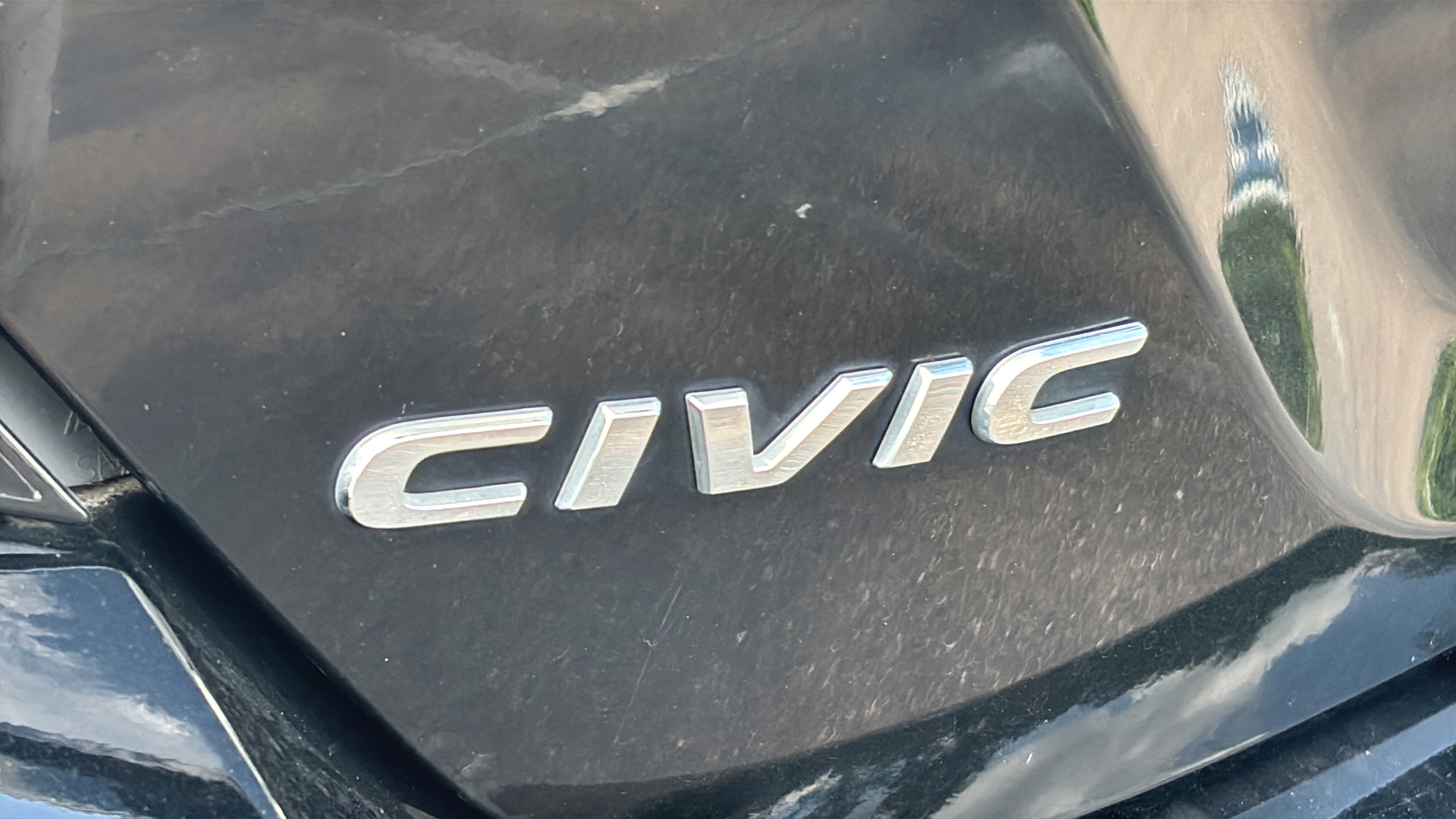 Certified 2019 Honda Civic EX image 30