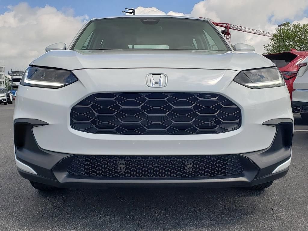 Used 2024 Honda HR-V LX image 2