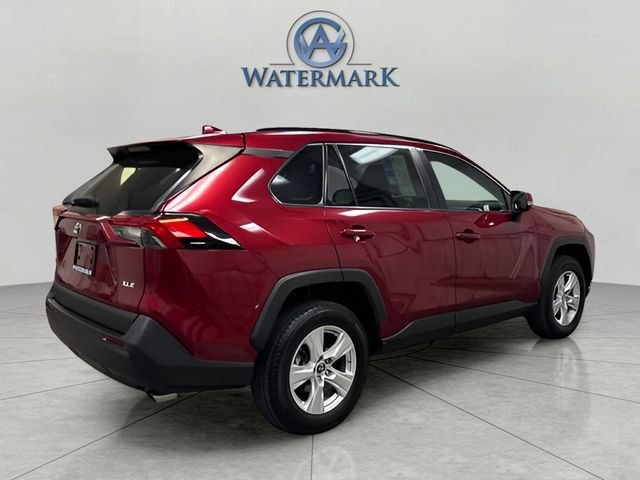 Used 2019 Toyota RAV4 XLE w/ Phone Cable & Charge Package image 5