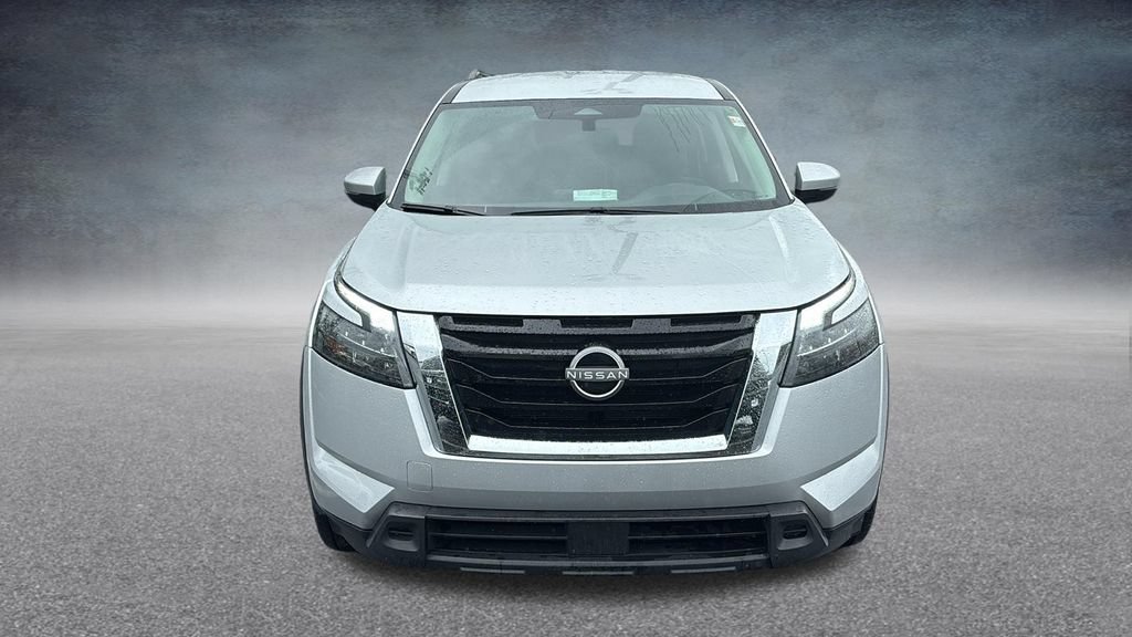 Used 2025 Nissan Pathfinder SV AWD/4WD image 7