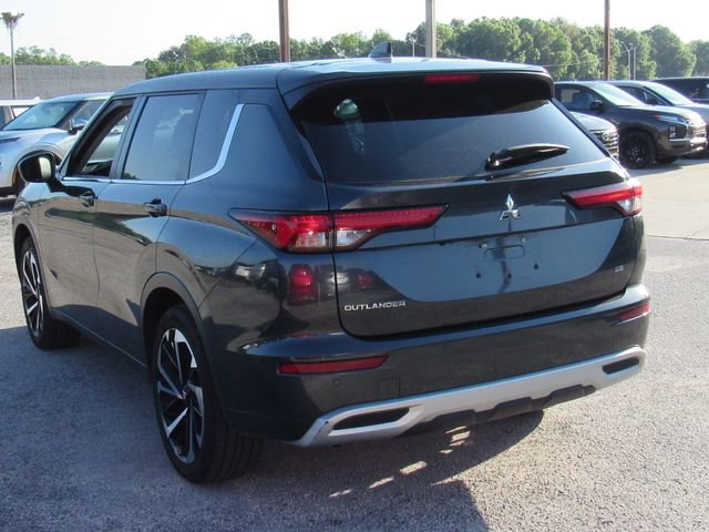 Used 2024 Mitsubishi Outlander SE image 6