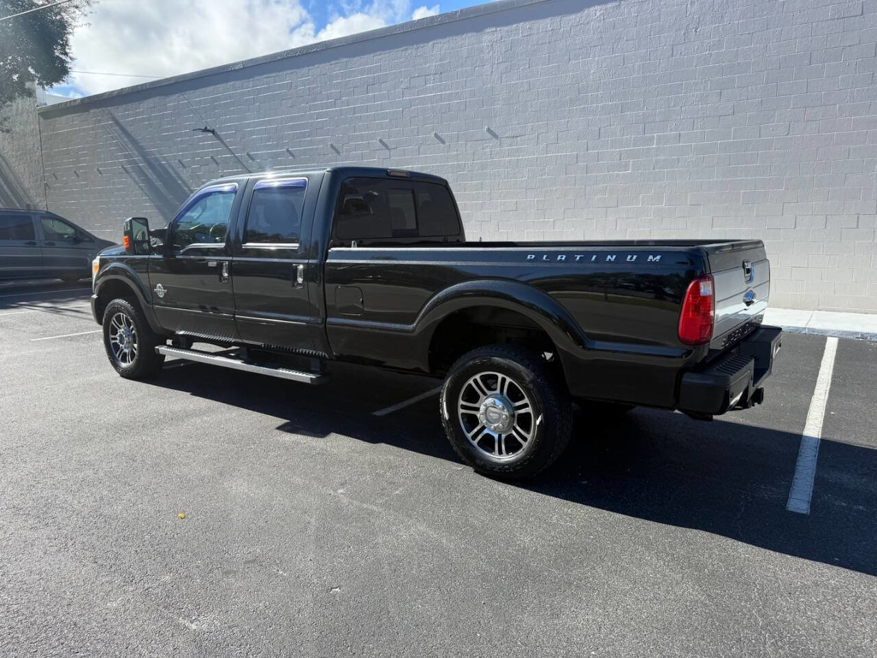 Used 2014 Ford F350 Platinum AWD/4WD image 39
