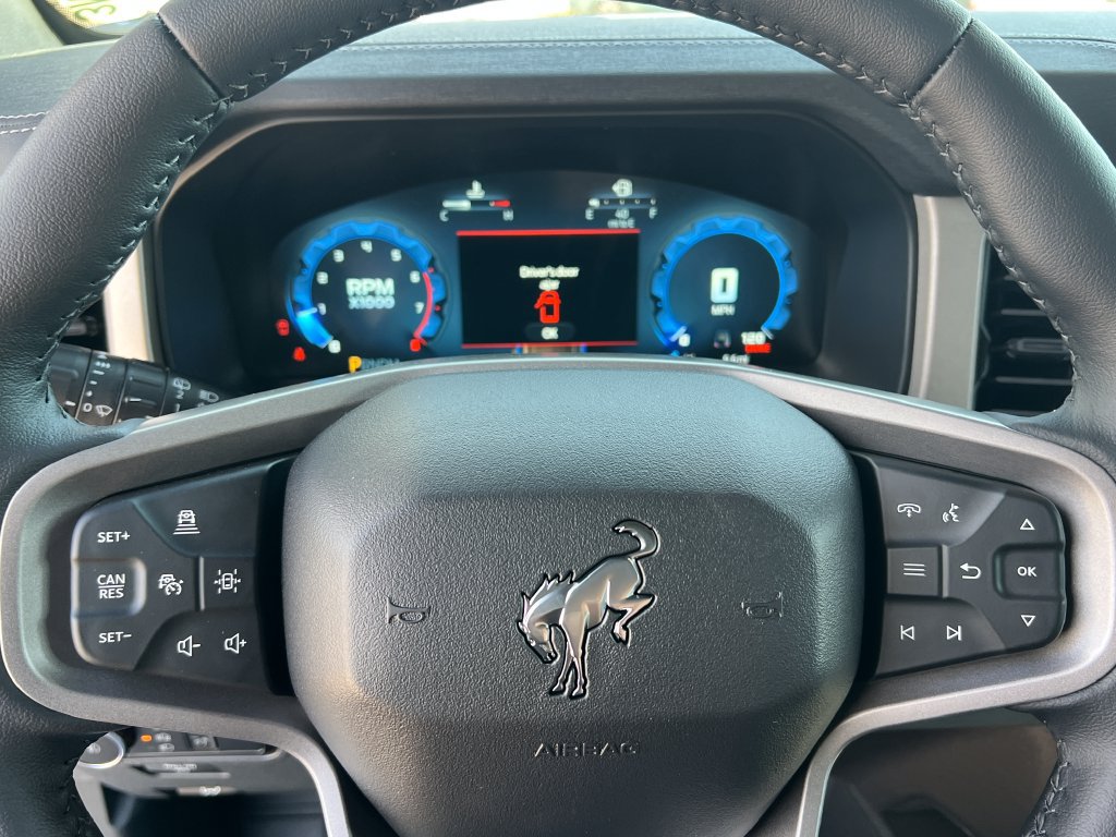 New 2026 Ford Bronco Outer Banks w/ Sasquatch Package AWD/4WD image 19