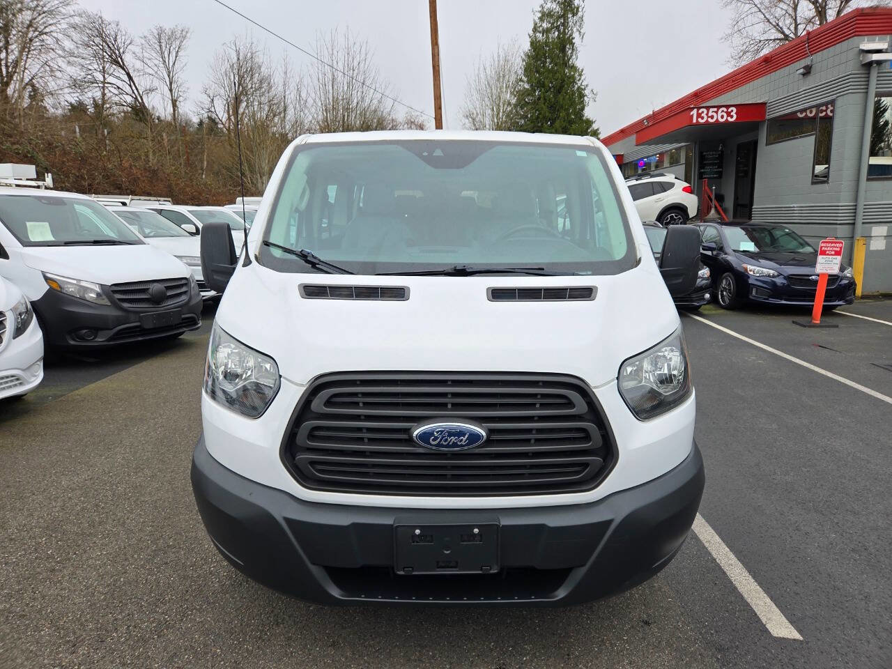 Used 2015 Ford Transit 350 XL RWD image 2