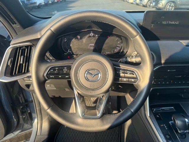 Certified 2025 MAZDA CX-70 Plug-In Hybrid w/ Premium Plus AWD/4WD image 12