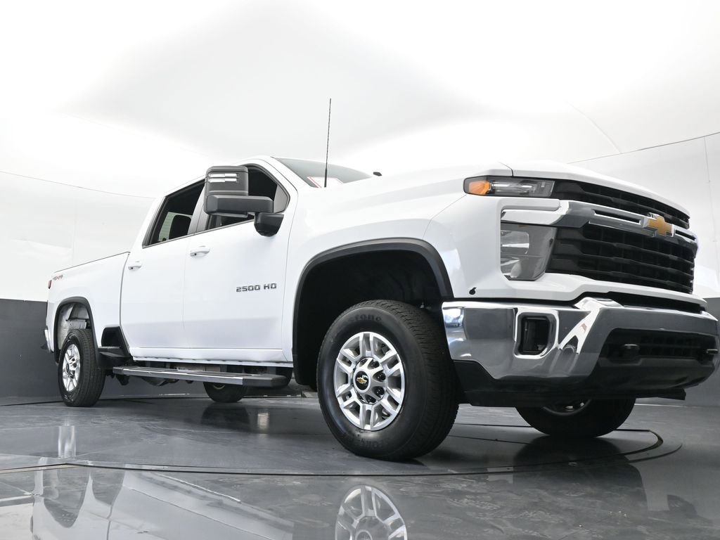 Used 2025 Chevrolet Silverado 2500 LT w/ Convenience Package image 60