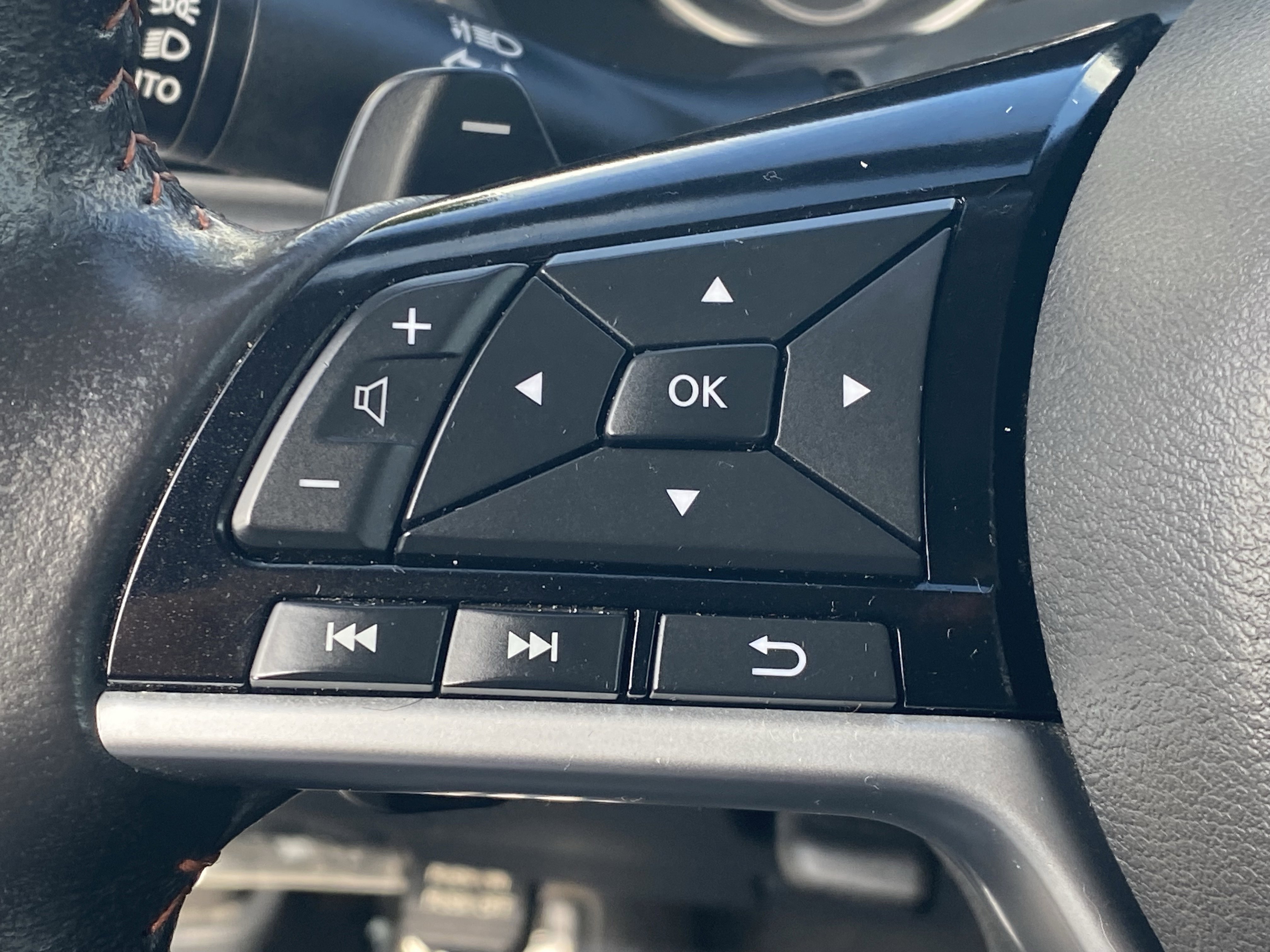 Used 2024 Nissan Altima 2.5 SR image 27