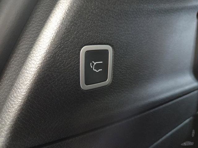 New 2026 Chrysler Pacifica Select FWD image 17