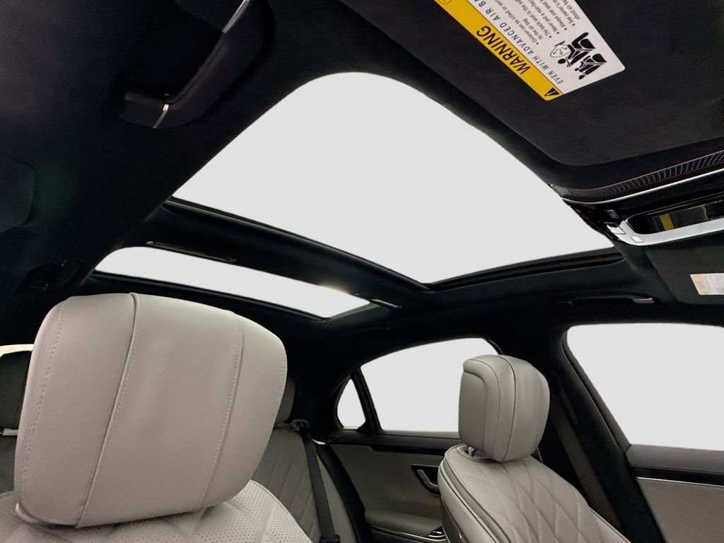 Certified 2025 Mercedes-Benz S 580 4MATIC Sedan image 17
