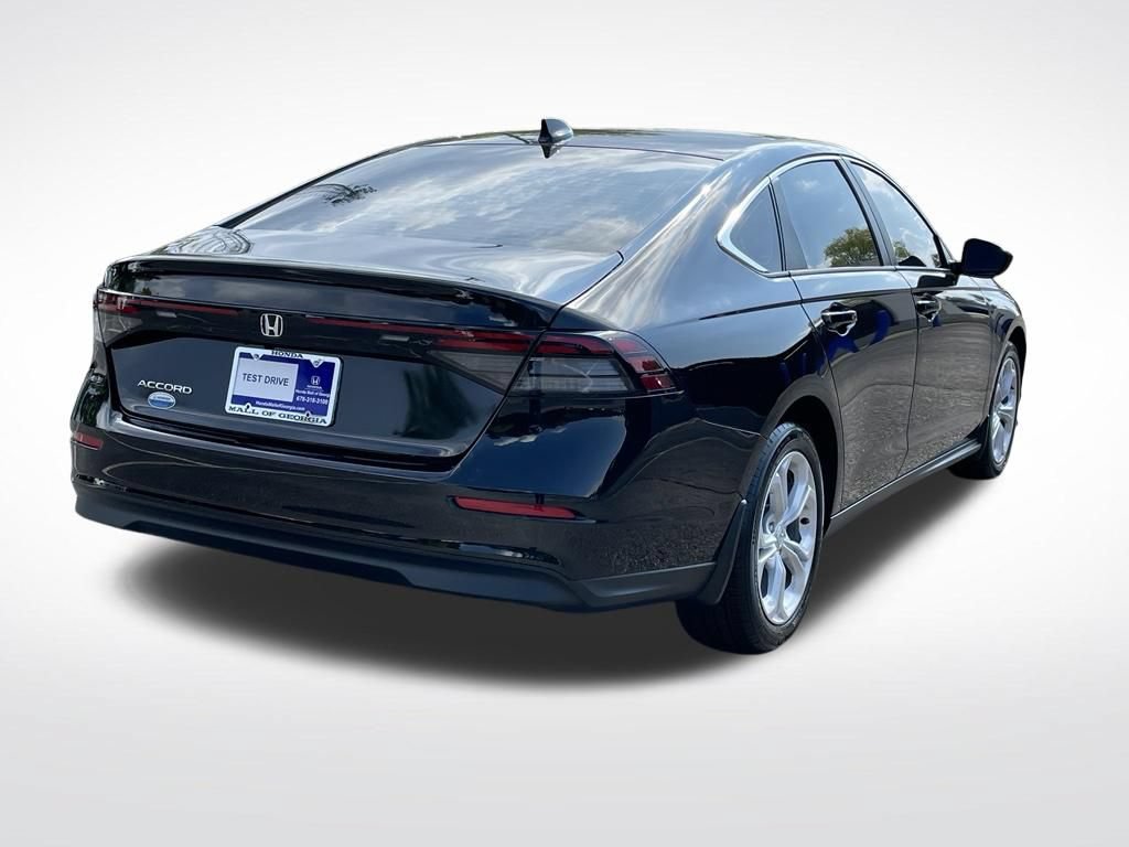 Certified 2025 Honda Accord LX image 6
