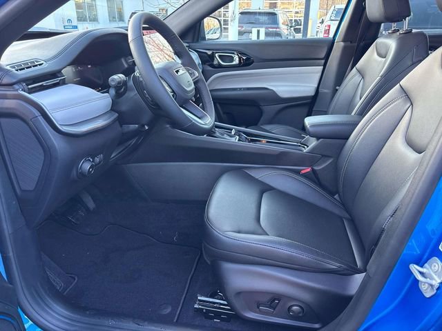 New 2026 Jeep Compass Limited w/ Sun, Sound & Navigation Group image 8