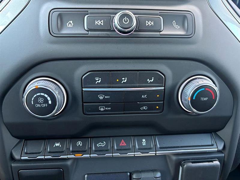Used 2025 Chevrolet Silverado 1500 Custom image 23