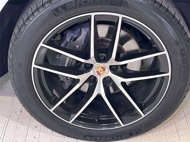 Used 2022 Porsche Macan w/ Premium Package Plus image 15