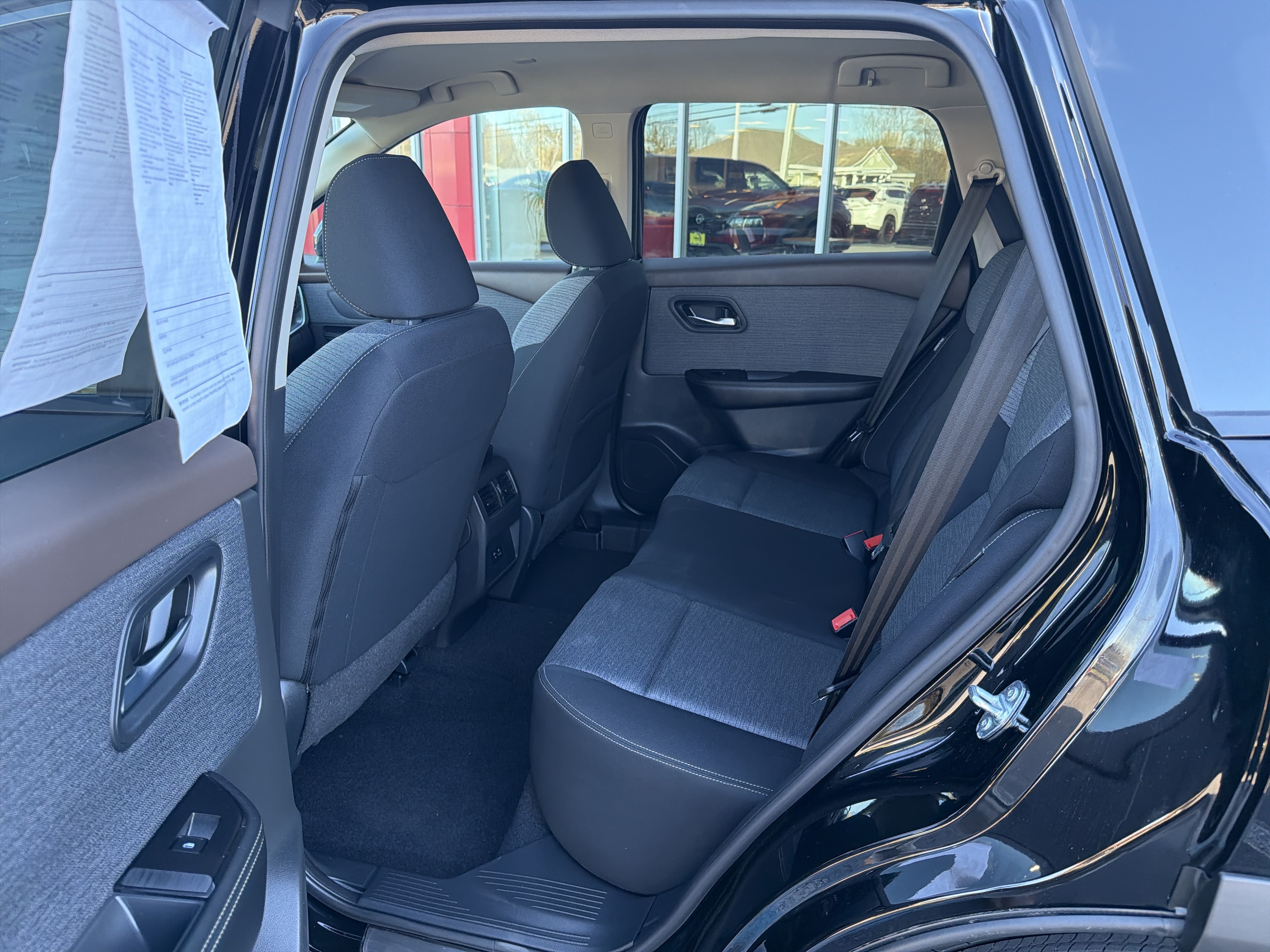 Certified 2023 Nissan Rogue SV AWD/4WD image 5