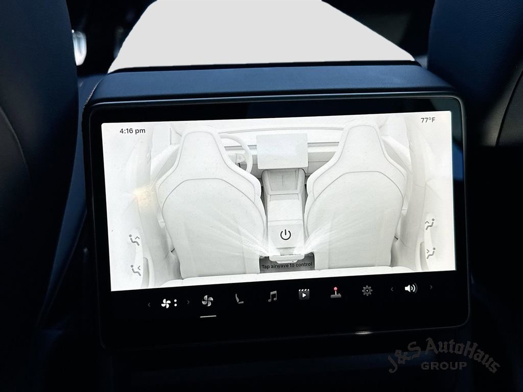 Used 2025 Tesla Model 3 Performance image 31