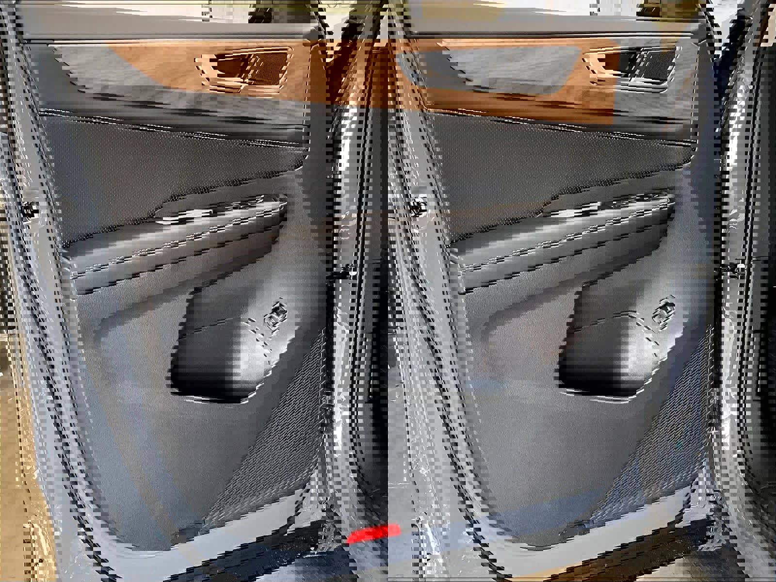 New 2026 Volkswagen Atlas SE image 24