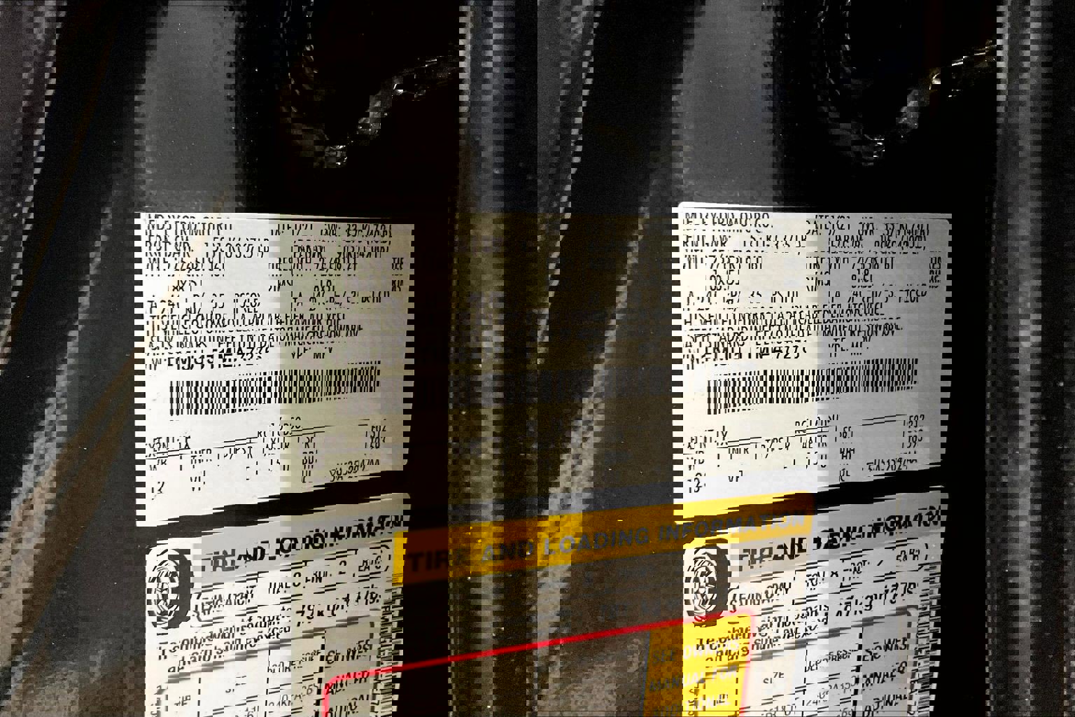 Used 2021 Ford Expedition XLT image 18