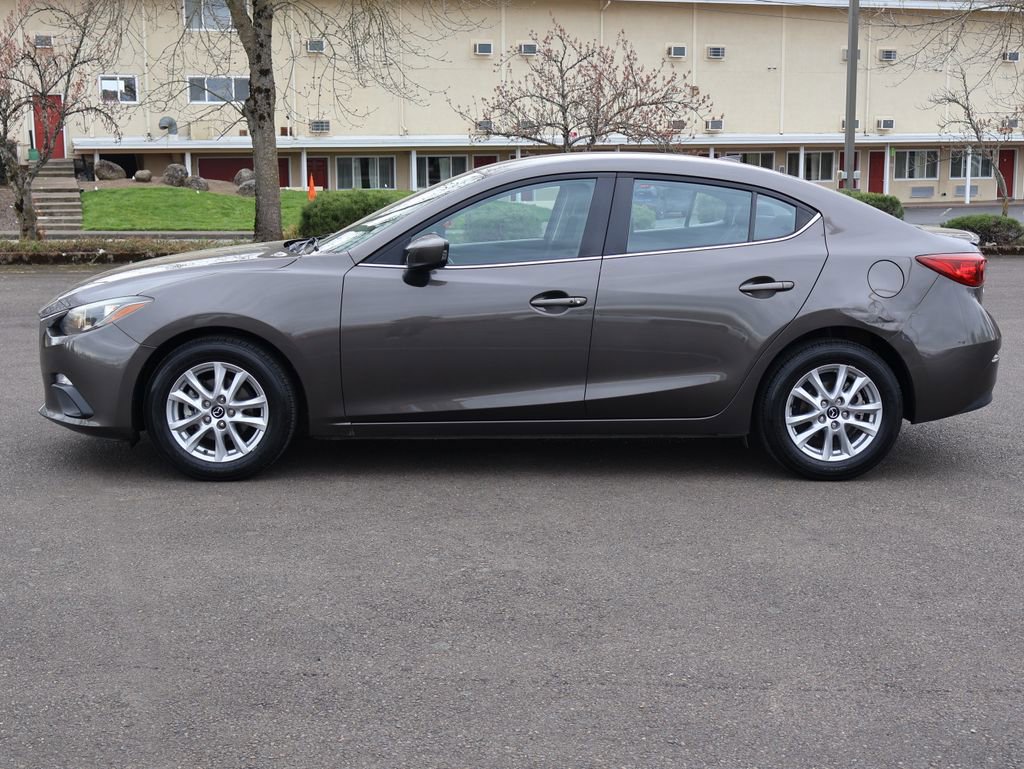 Used 2014 MAZDA MAZDA3 i Touring w/ Technology Package image 3