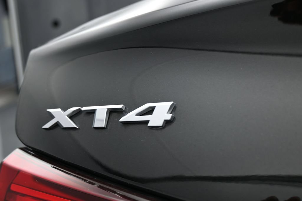 Used 2024 Cadillac XT4 Luxury FWD image 35