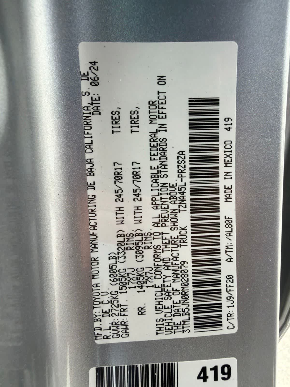 Used 2024 Toyota Tacoma SR5 AWD/4WD image 21