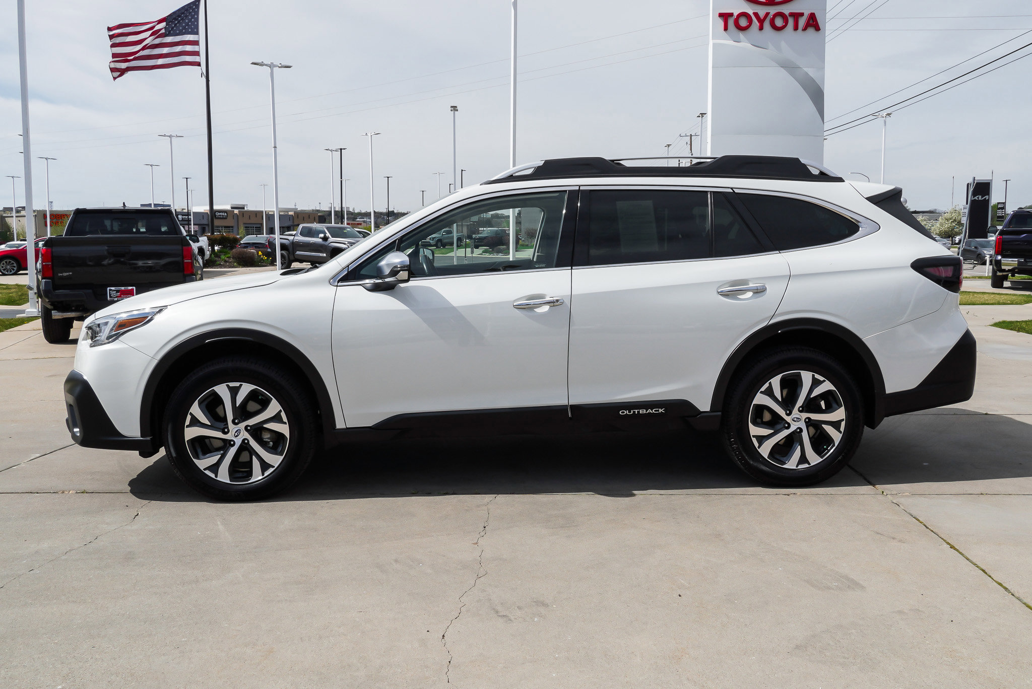 Used 2022 Subaru Outback Touring XT w/ Popular Package #2 image 5
