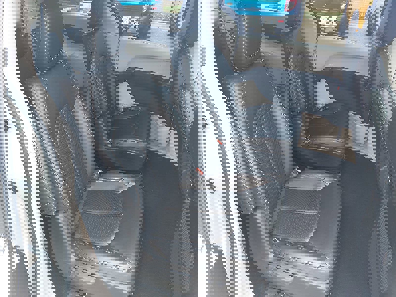 Used 2024 Chrysler Pacifica Select image 11