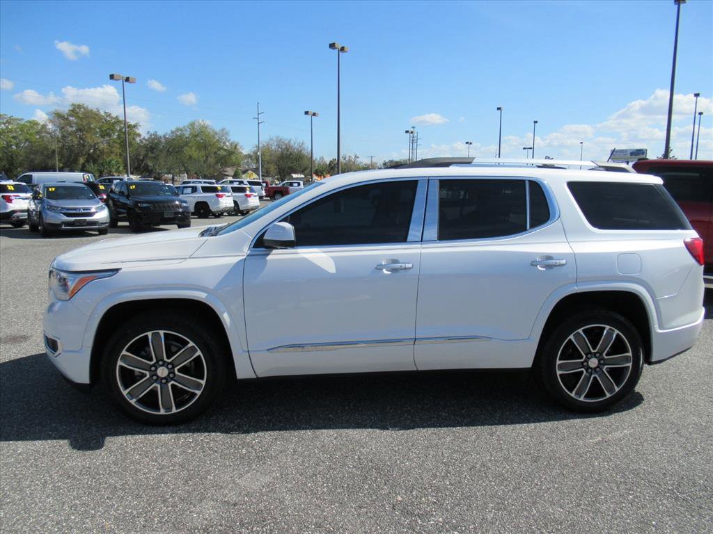 Used 2017 GMC Acadia Denali image 4