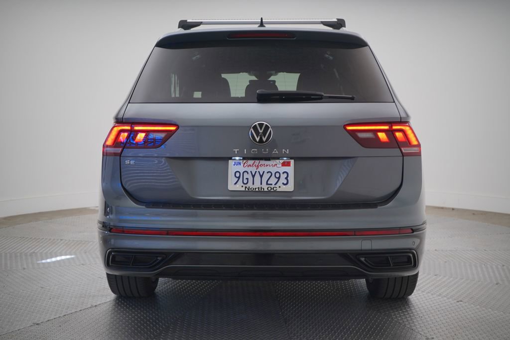 Used 2023 Volkswagen Tiguan SE R-Line image 4