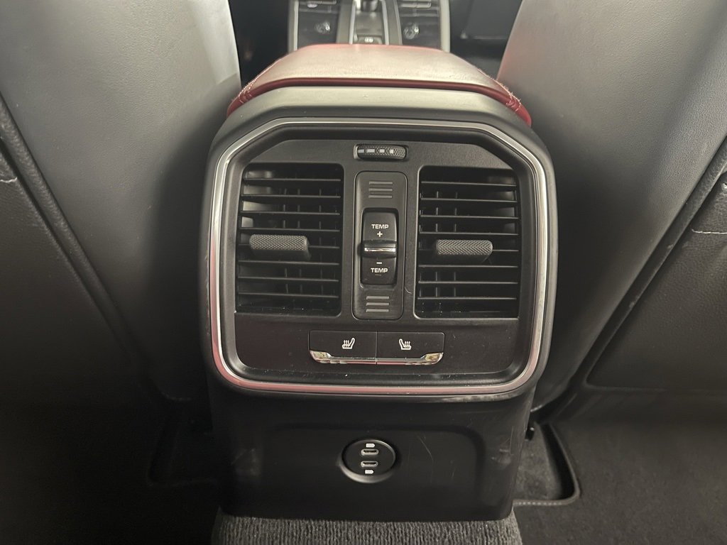 Certified 2023 Porsche Macan S image 25