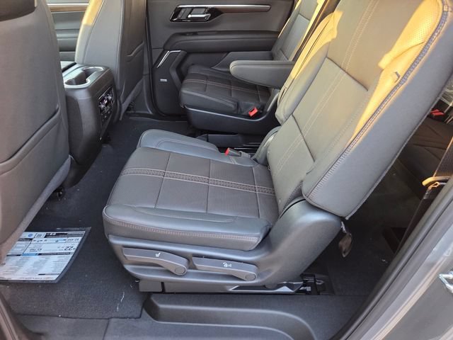 New 2026 Chevrolet Suburban High Country AWD/4WD image 8