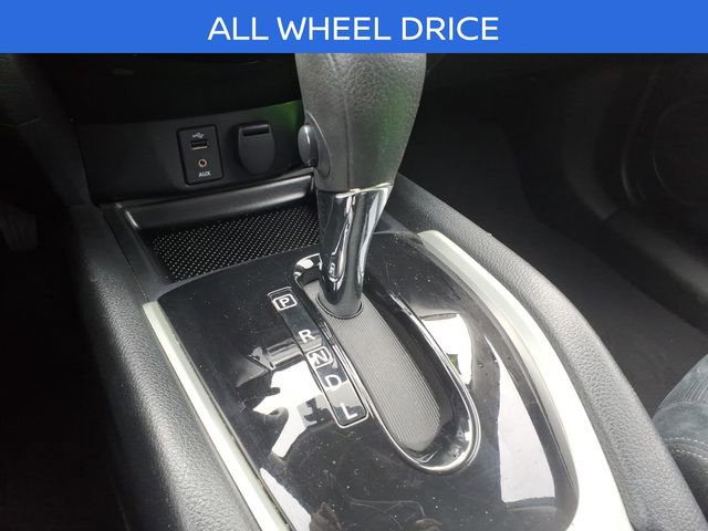 Used 2016 Nissan Rogue SV w/ SV Premium Package image 18