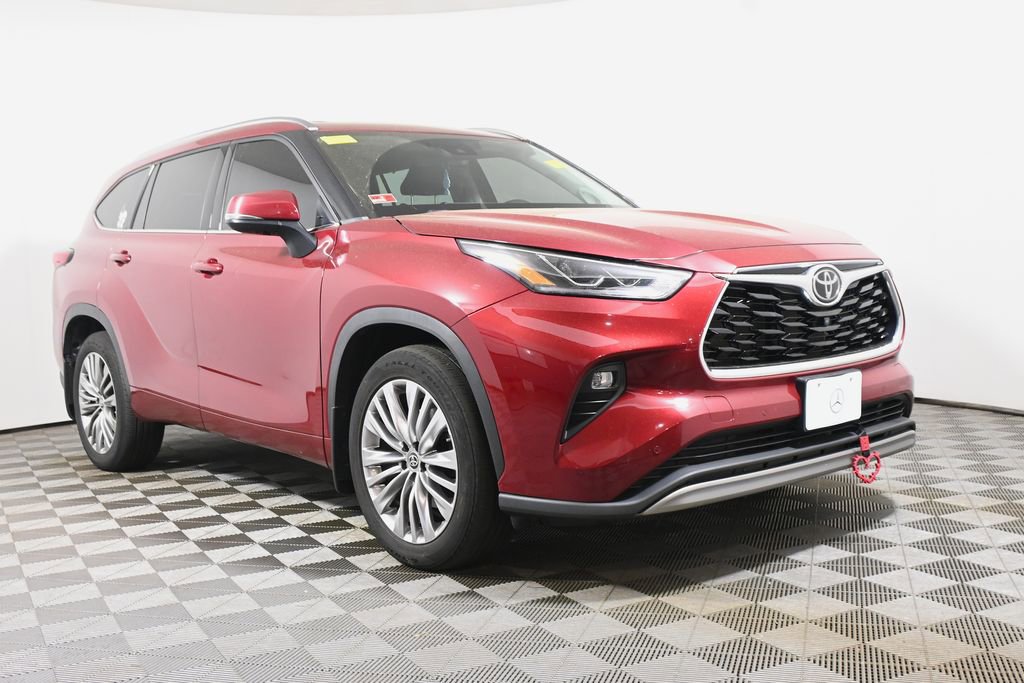 Used 2022 Toyota Highlander Platinum AWD/4WD image 9